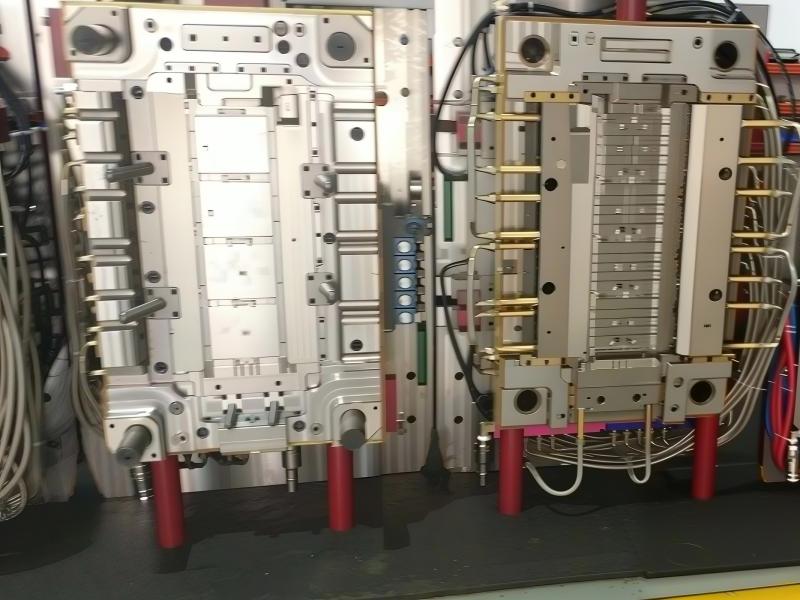 SMC Mold Manufacturer, Compression Molding Specialist