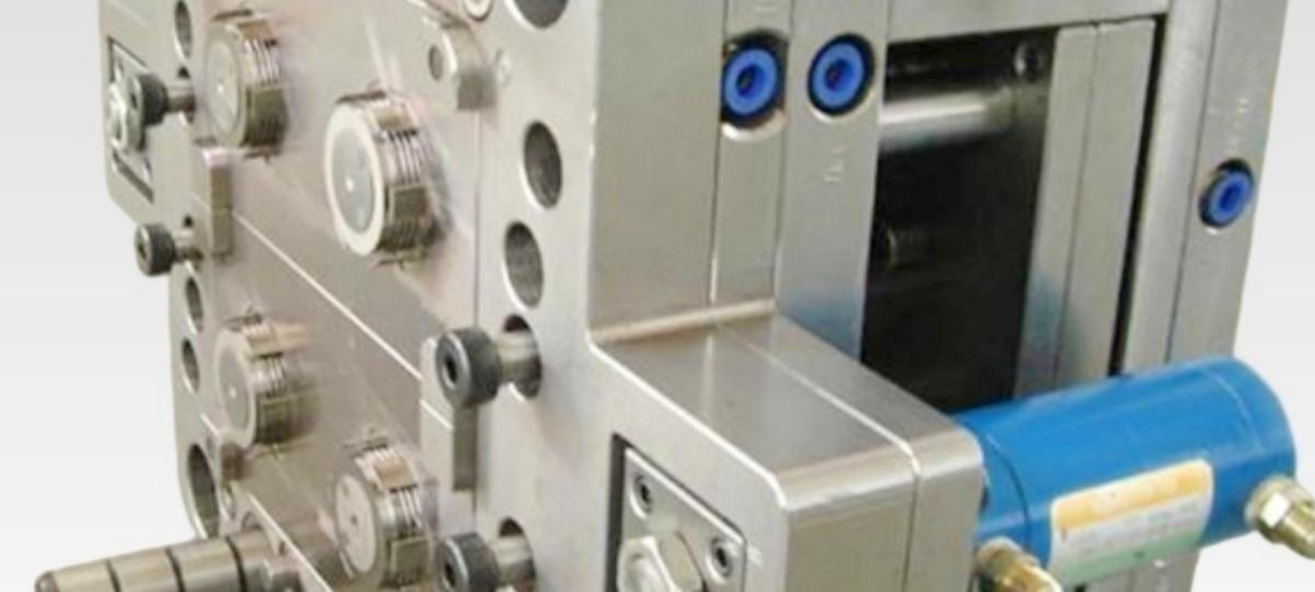 Unscrew mold